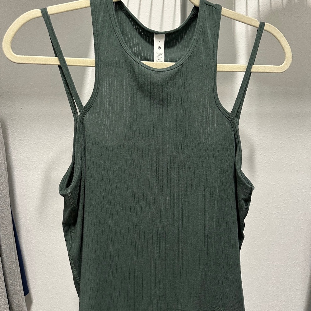 Lululemon Tank